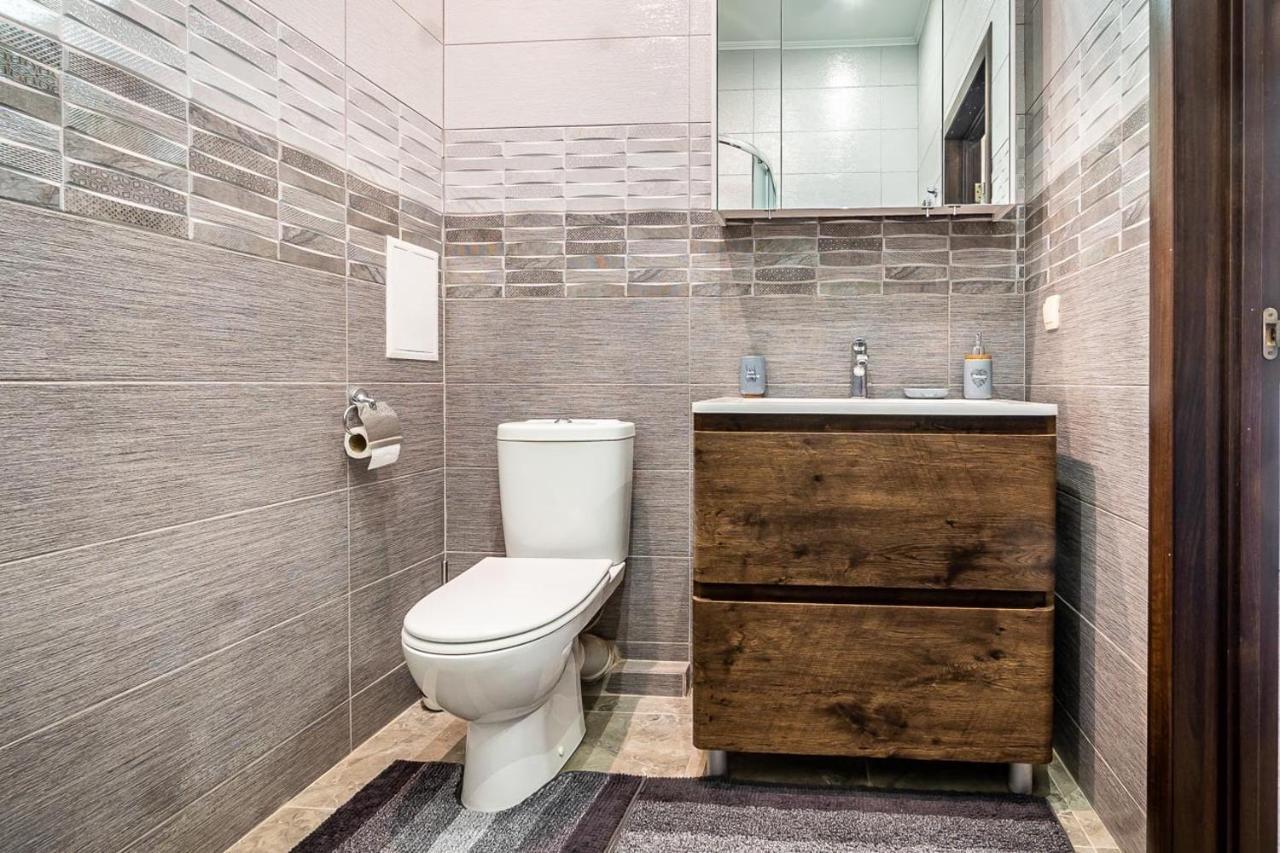 Apartments “U Prawnika” Lviv Eksteriør billede